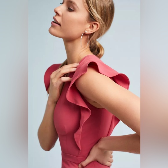 ✨NWT✨ML Monique Lhuillier Asymmetrical Ruffle Dress